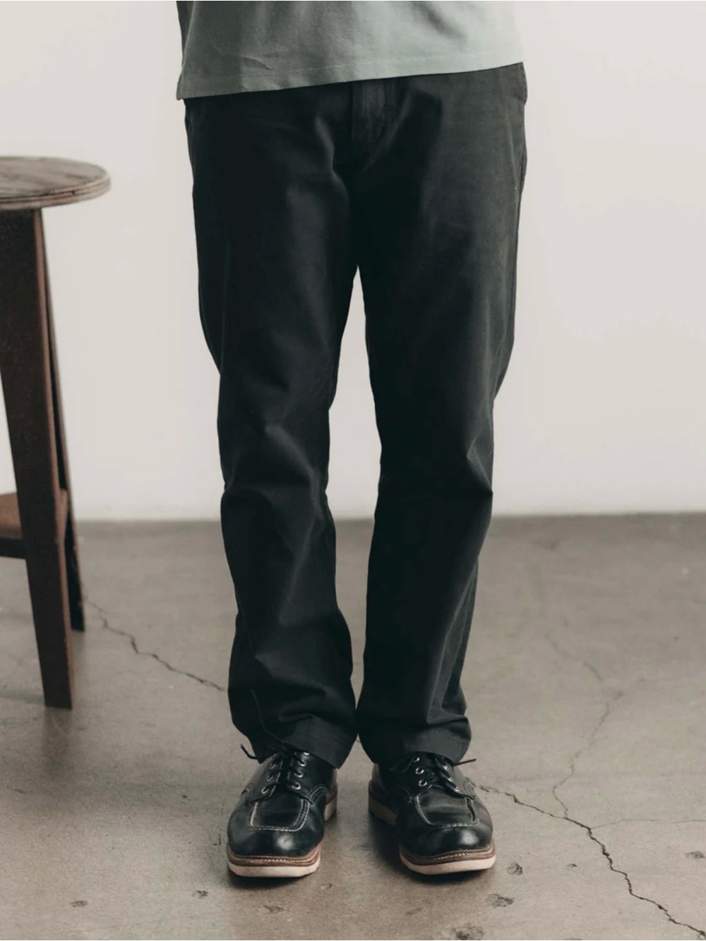Taylor Stitch Mens Democratic Foundation Pant Organic Faded Black Cotton 32x32